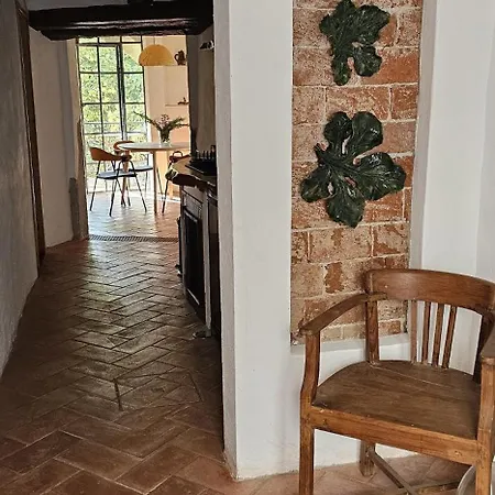 Homestay A Toca, Townhouse *