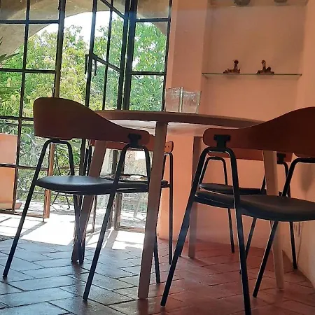 A Toca, Townhouse *